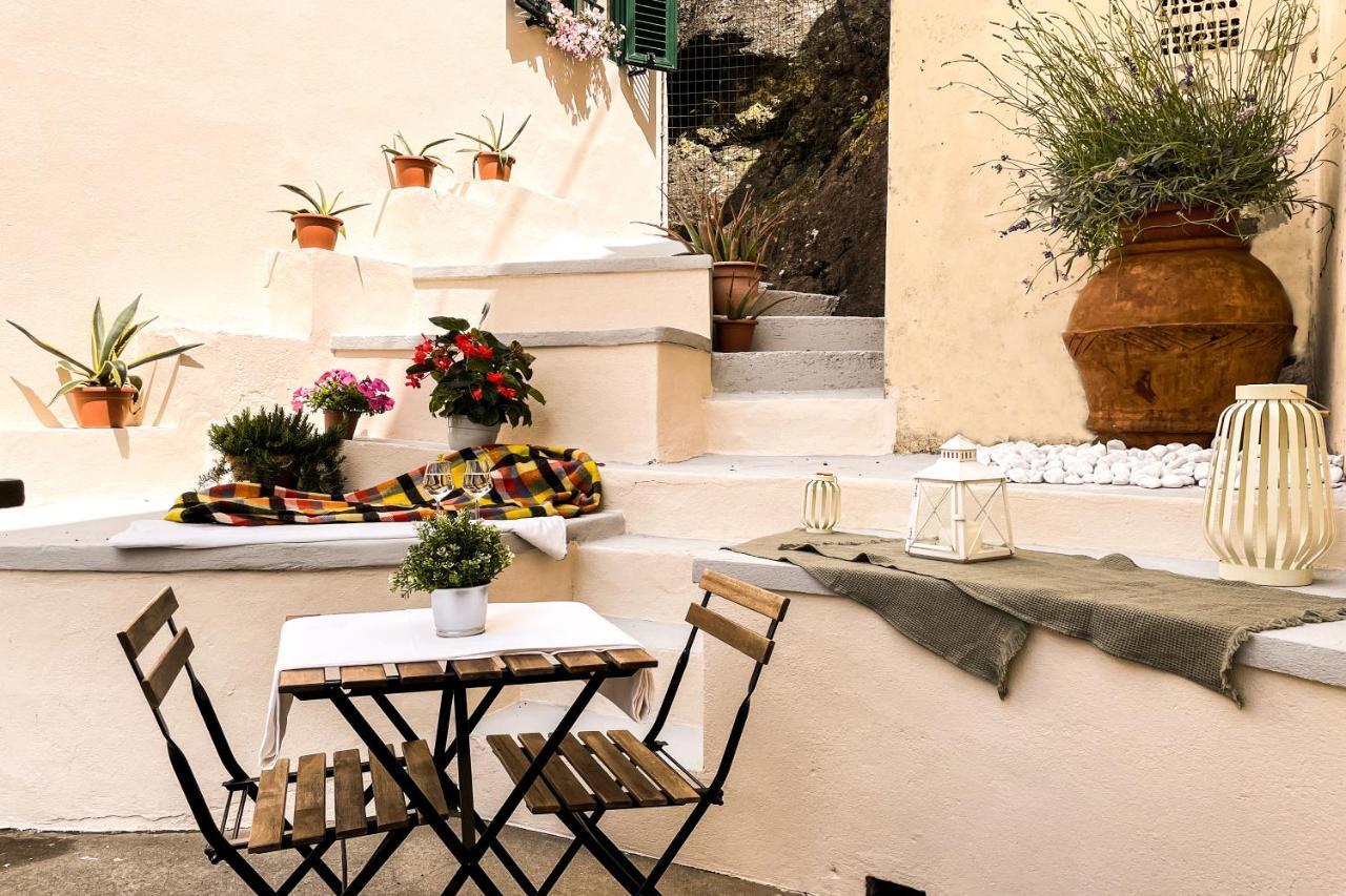 Villa Casa Storica Con Terrazzo à Castellina Marittima Extérieur photo